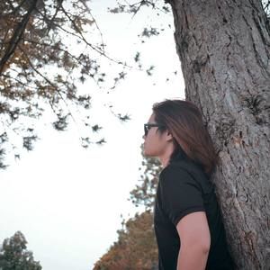 Meet your Posher, Vuong